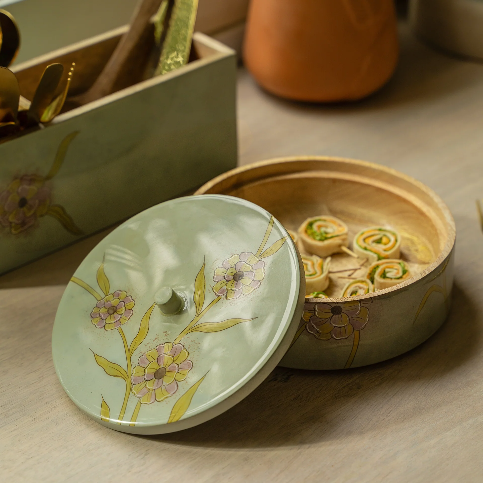 Forever Blooms Serving Bowl with Lid - Image 3