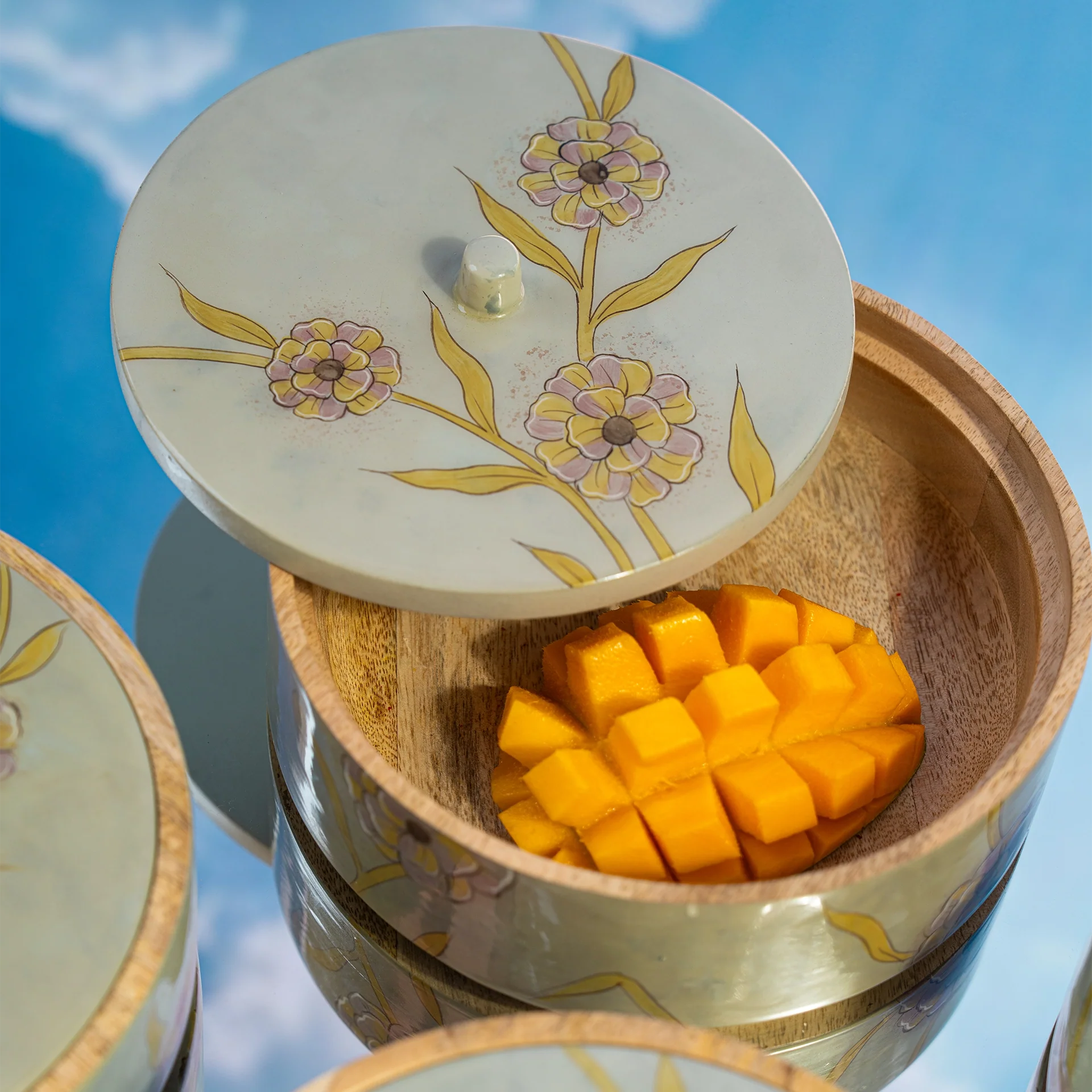 Forever Blooms Serving Bowl with Lid - Image 6