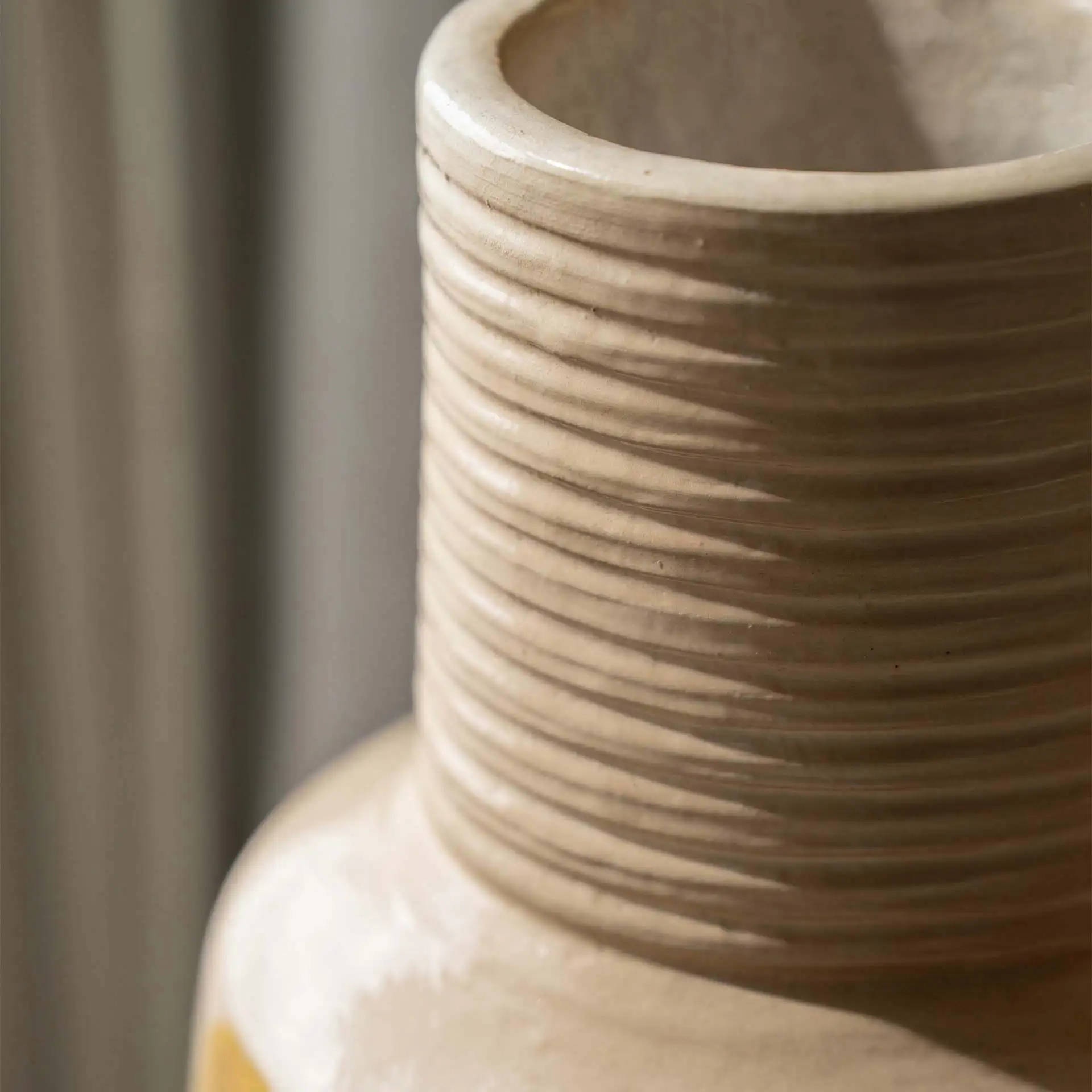 In Spring Terracotta Vase Yellow - 2 - Image 3