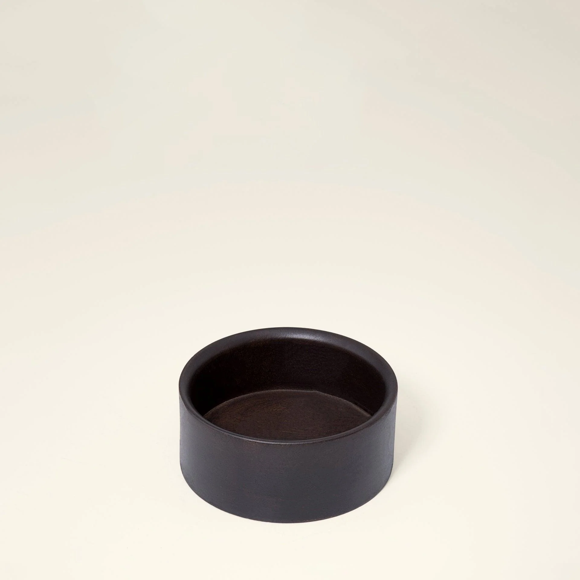 liyah brown wooden nut bowl - Image 3
