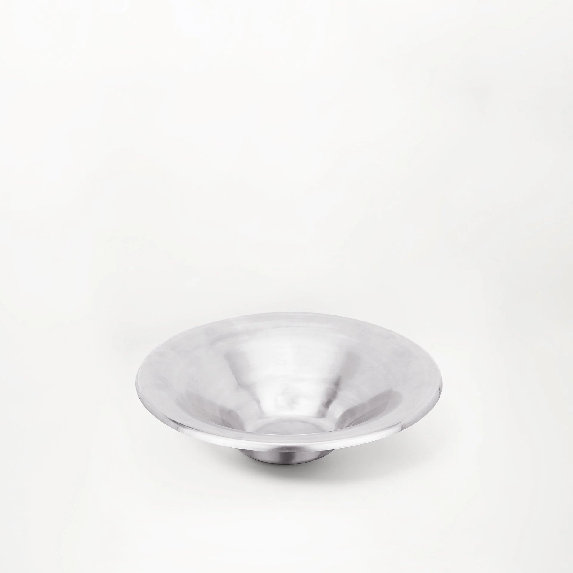 Matt Silver Metal Serving Bowl - Image 3